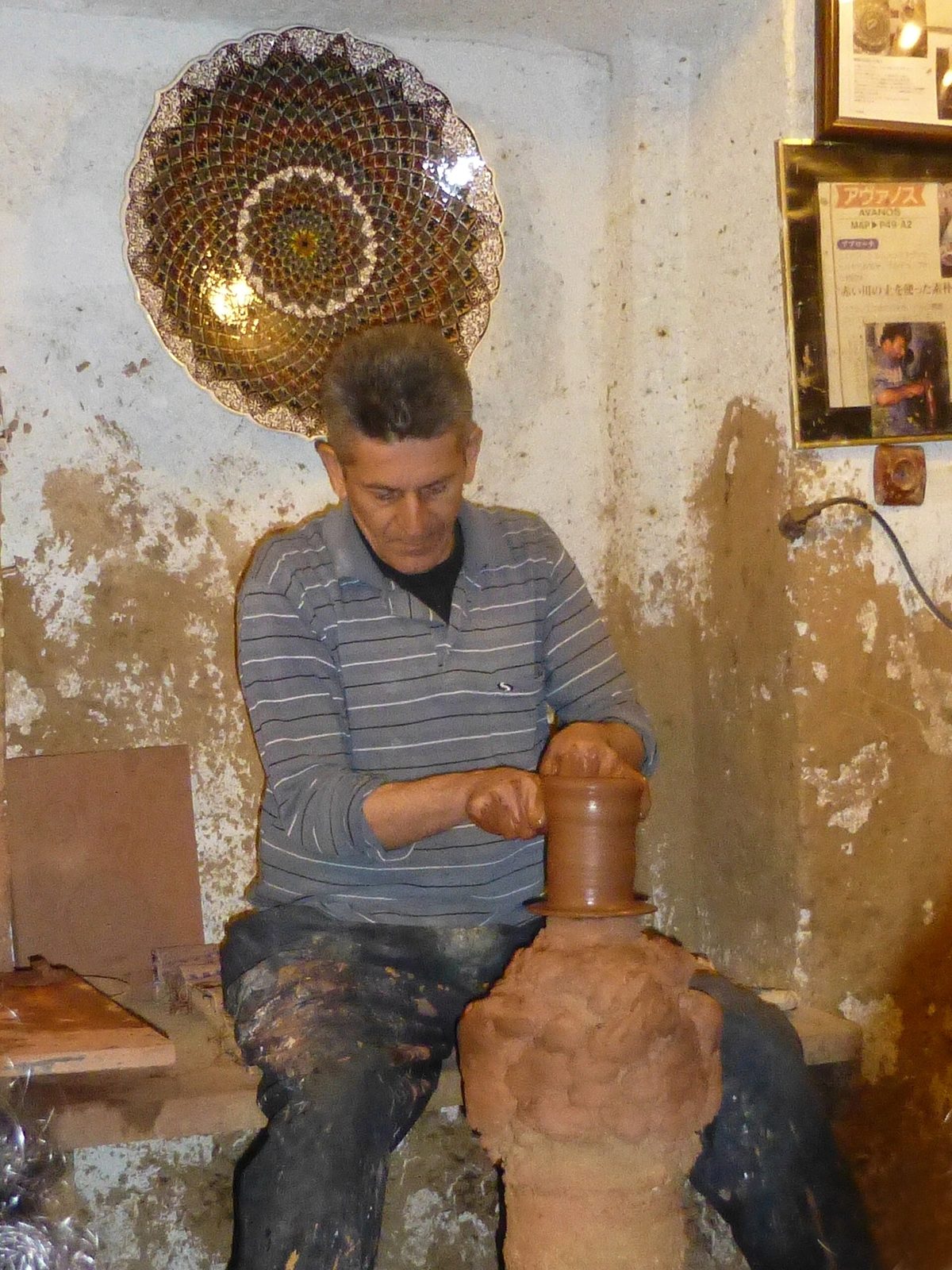 Le tour de potier de l'atelier